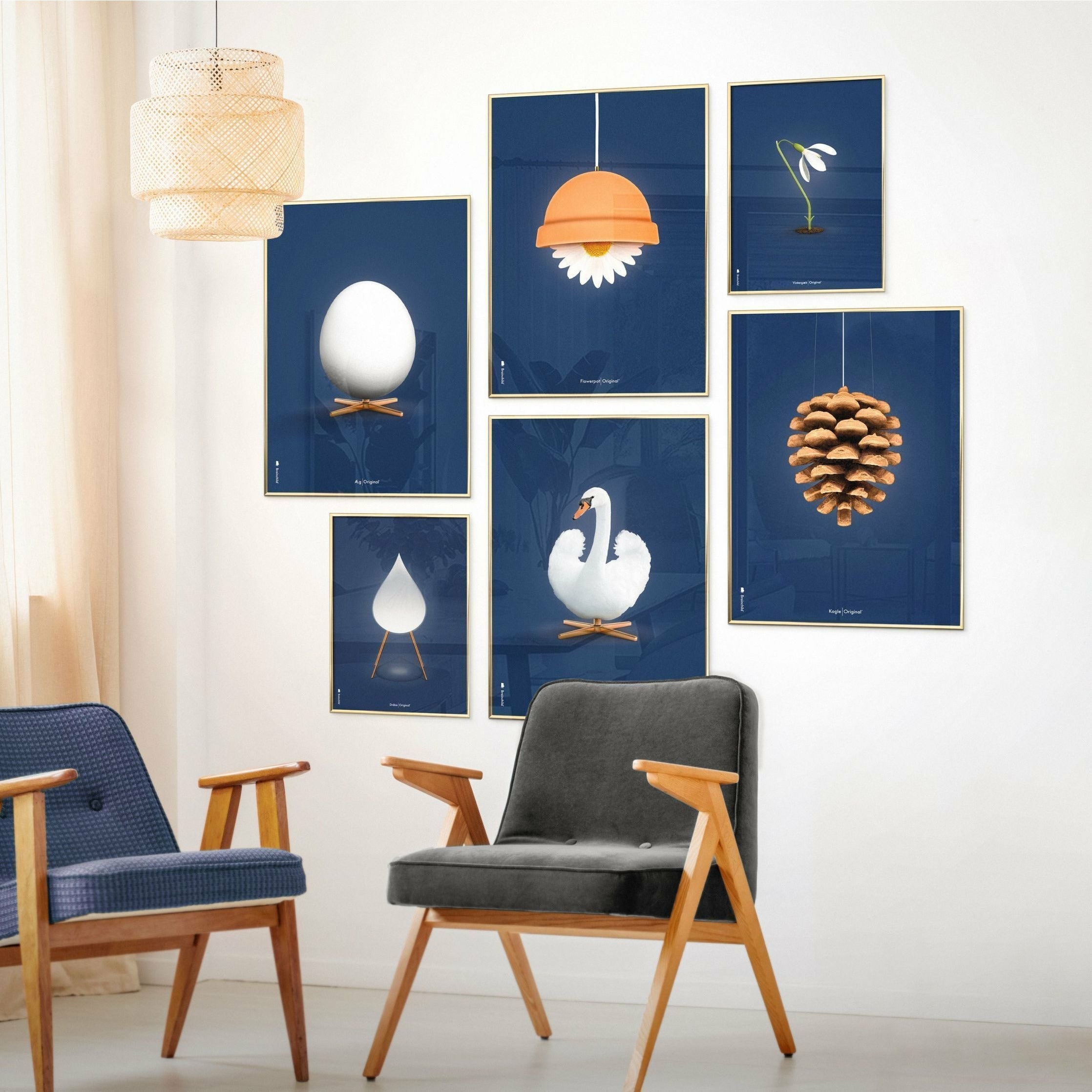 Pomysły Pine Classic Plakat, mosiężna rama 50x70 cm, ciemnoniebieskie tło