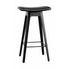 Andersen Furniture HC1 Bar stołek czarny dąb, czarne skórzane siedzenie, H 67 cm