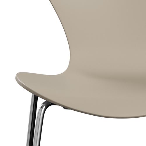 Fritz Hansen 3107 Krzesło bezzapisowe, chromowe/lakierowane lekkie beżowe