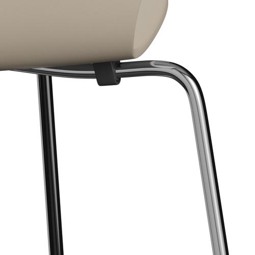 Fritz Hansen 3107 Krzesło bezzapisowe, chromowe/lakierowane lekkie beżowe