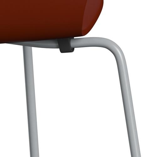 Fritz Hansen 3107 Krzesło niezapicerowane, srebrne szare/lakierowane weneckie czerwone