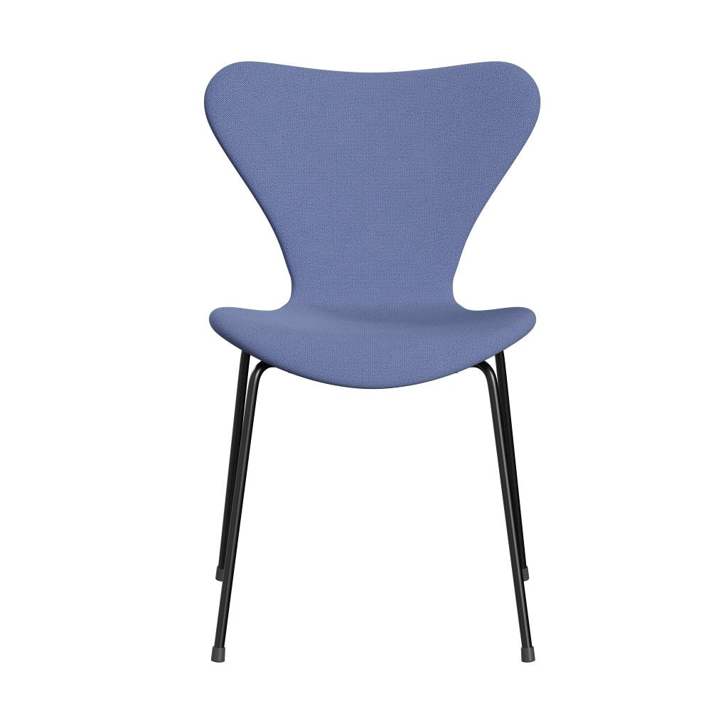 Fritz Hansen 3107 Krzesło pełna tapicerka, czarny/przechwytujący jasnoniebieski (CP4901)