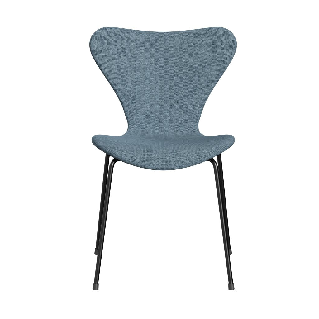 Fritz Hansen 3107 Krzesło pełna tapicerka, czarny/przechwytujący miękki niebieski