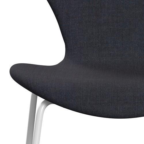 Fritz Hansen 3107 Krzesło pełne tapicerka, białe/remiksowe dżinsy niebieskie