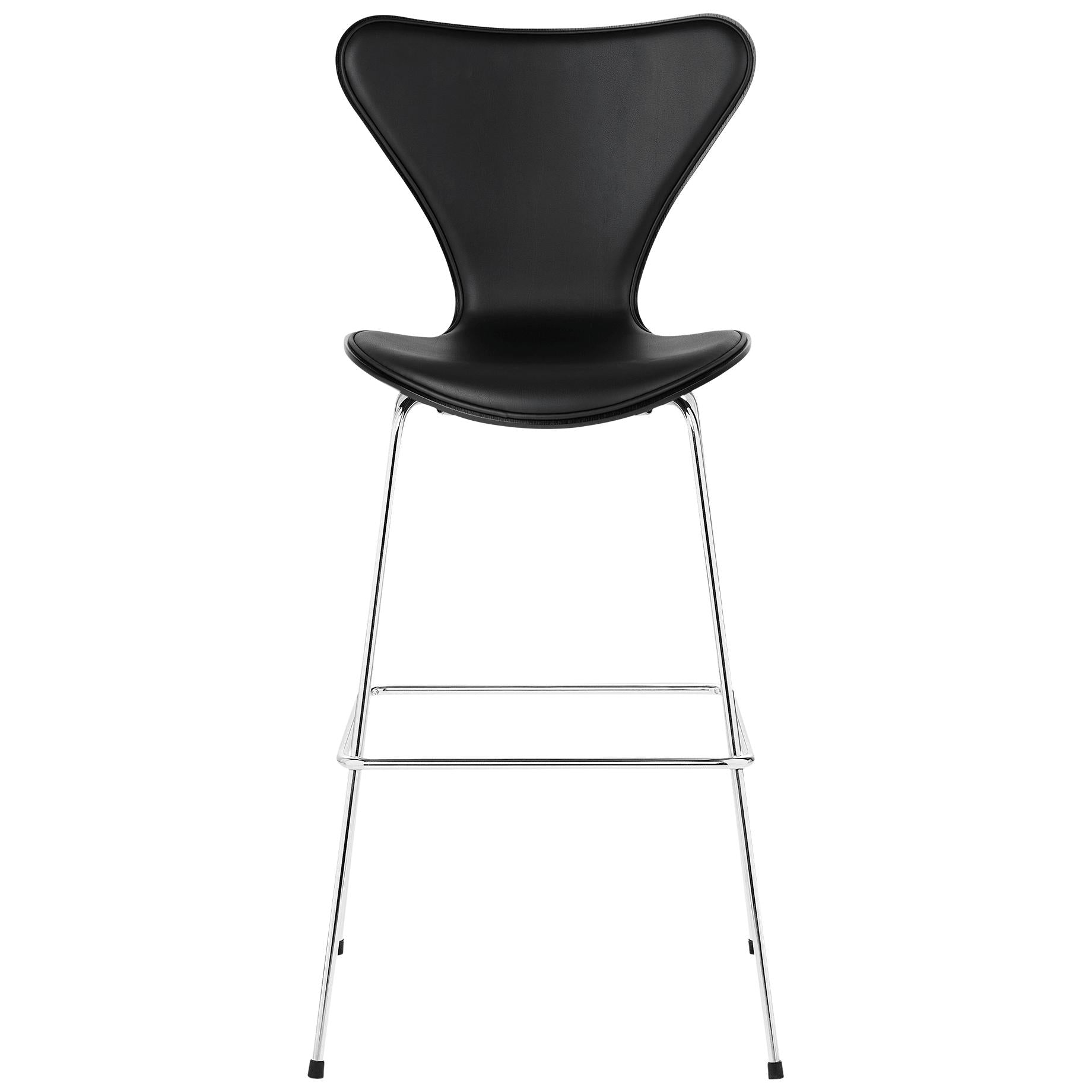 Fritz Hansen Serie 7 Bor krzesło przednie tapicerka skóra 76 cm, podstawowy czarny