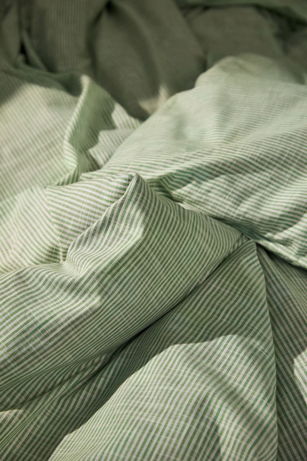 Juna Monochrome Lines Linen 140 x220 cm, zielony/biały