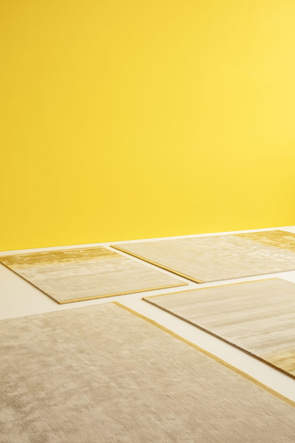 Wykonany ręcznie dywan nabla 140 x 200, wschód słońca