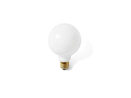 Audo Copenhagen Globe Led Light Bulb 9,5 Cm, Opal